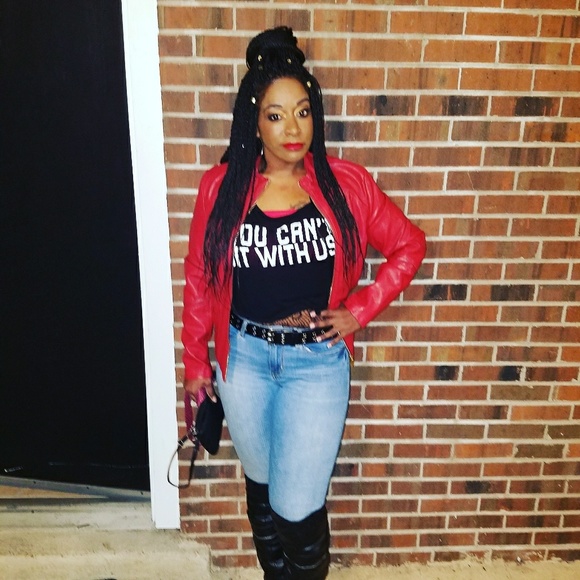 Meet your Posher, Ty - Picture 1 of 4